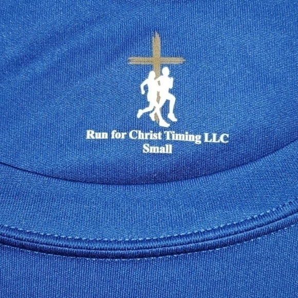 NWOT "Run and not grow weary" Isaiah 40:31 T-Shirt, Dri-Fit Athletic Material - Picture 3 of 6